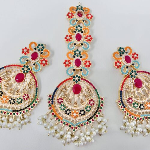 Earring with tikka (A1)